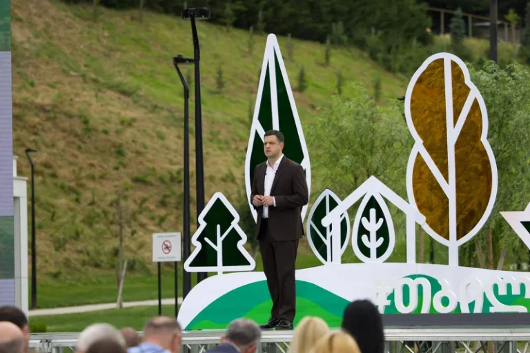თბილისში 2 600-მდე პარკი და სკვერი მოეწყო და რეაბილიტირდა - დედაქალაქის მერია