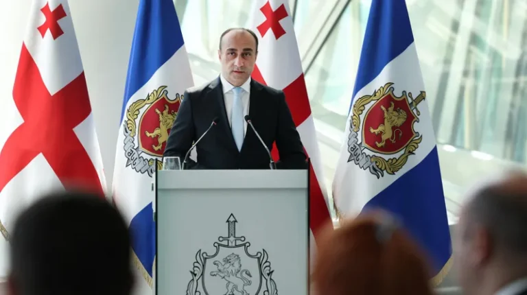 გვიან ღამით, ქვეყნის მასშტაბით ათეულობით მისამართზე ჩატარებული ოპერატიული ღონისძიებების შედეგად, ნარკოდანაშაულის ბრალდებით დავაკავეთ 34 პირი - შს მინისტრი