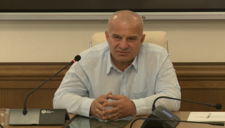 ოქრუაშვილისგან მივიღეთ დავალება, კოდორის ხეობაში გაგვენადგურებინა ნორა და ემზარ კვიციანების სახლები, გვარწმუნებდნენ, მოსახლეობა ევაკუირებულიაო, თუმცა ყველა იქ იყო, მათ შორის ქალები და ბავშვები -იმედა მაისურაძე