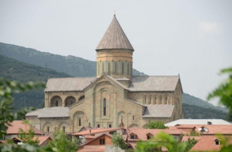 13 ივლისს საქართველოში სვეტიცხოვლობა – 12 მოციქულის ხსენების დღე აღინიშნება