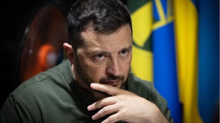 "მას შემდეგ, რაც დონალდ ტრამპმა რუსეთთან უკრაინის "ტერიტორიების გაცვლა" გამოაცხადა, ევროპელი მოკავშირეები კიევის დაცვას ცდილობენ"-Financial Times