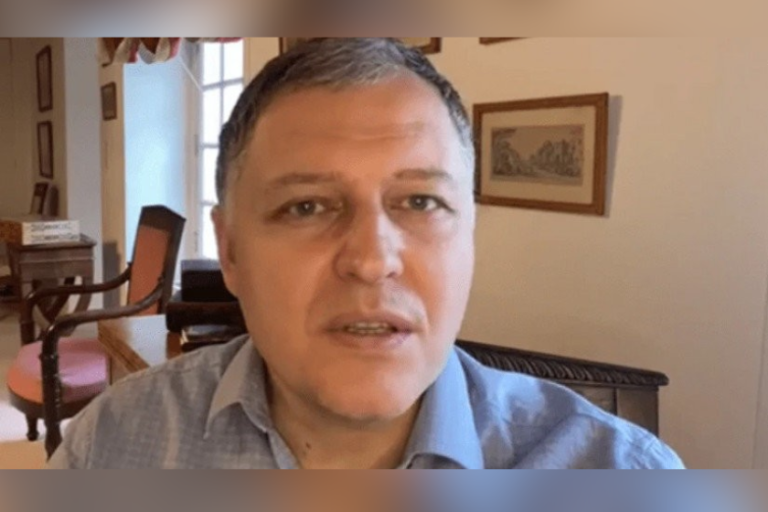 "საქართველო არ მიიწვიეს დავოსში" - დავოსში იცით რა ხდება?! - ხდება კატასტროფა. საქართველო უნდა იყოს წყნარი, ისეთი არეულობაა ახლა მსოფლიოში, ეს ტიპები განზრახ ვერ იგებენ, ან უბრალოდ მავნებლები არიან -გიორგი ფხაკაძე ოპოზიციის ექსპერტებს
