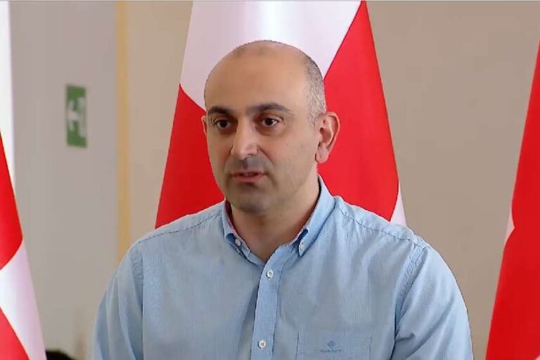 დებატებზე წინაპირობების წაყენება არის მცდელობა, გაექცე პასუხისმგებლობას, უარი თქვა საუბარზე, რომელიც არ გინდა, შედგეს, ჩვენ არანაირ წინაპირობებს არ დავაყენებთ-ალექსანდრე რაქვიაშვილი
