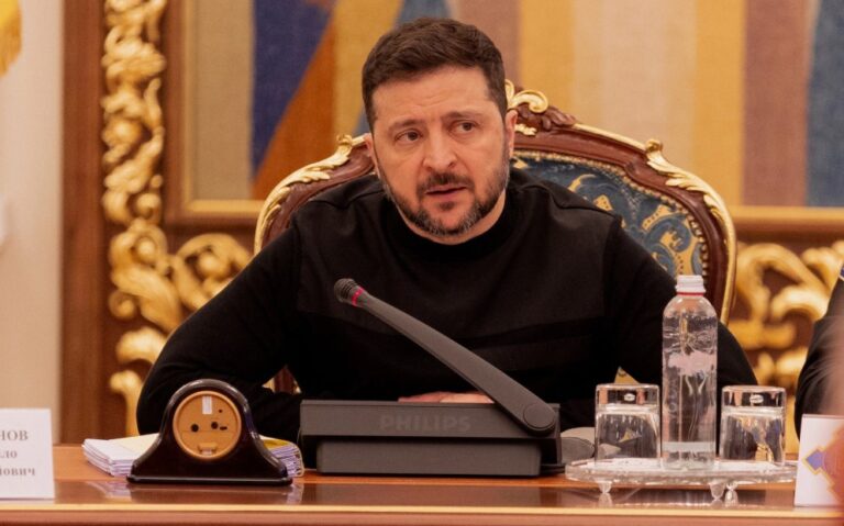 "რას ნიშნავს ირანის წინააღმდეგ ომი უკრაინისათვის: რადგან მოკავშირეთა ყურადღება ახლო აღმოსავლეთზეა გადატანილი, ვოლოდიმირ ზელენსკი შეიძლება იარაღის გარეშე დარჩეს"-The Daily Telegraph