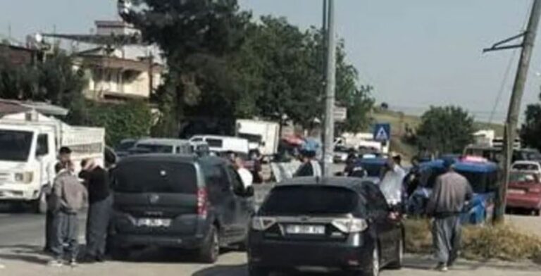 თურქეთში შეიარაღებულმა პირმა ერთ-ერთ რესტორანში და მიმდებარე ტერიტორიაზე ცეცხლი გახსნა, დაიღუპა ოთხი ადამიანი, რვა კი დაშავდა