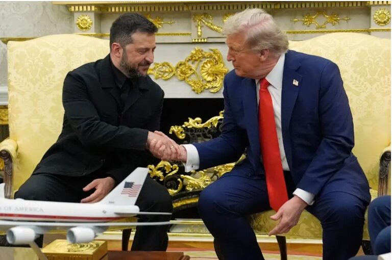 "შესაძლოა, ვოლოდიმირ ზელენსკიმ ბოლოს დონალდ ტრამპზე გაიცინოს: უკრაინის პრეზიდენტი სულ უფრო მეტად გამოიყურება ისე, თითქოს დასავლეთის მომავალი მის ხელშია"- Financial Times